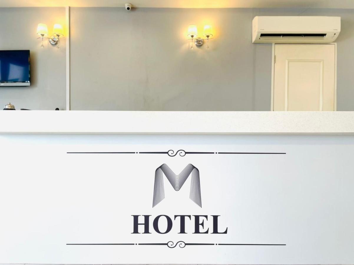 M Hotel Johor Bahru Extérieur photo